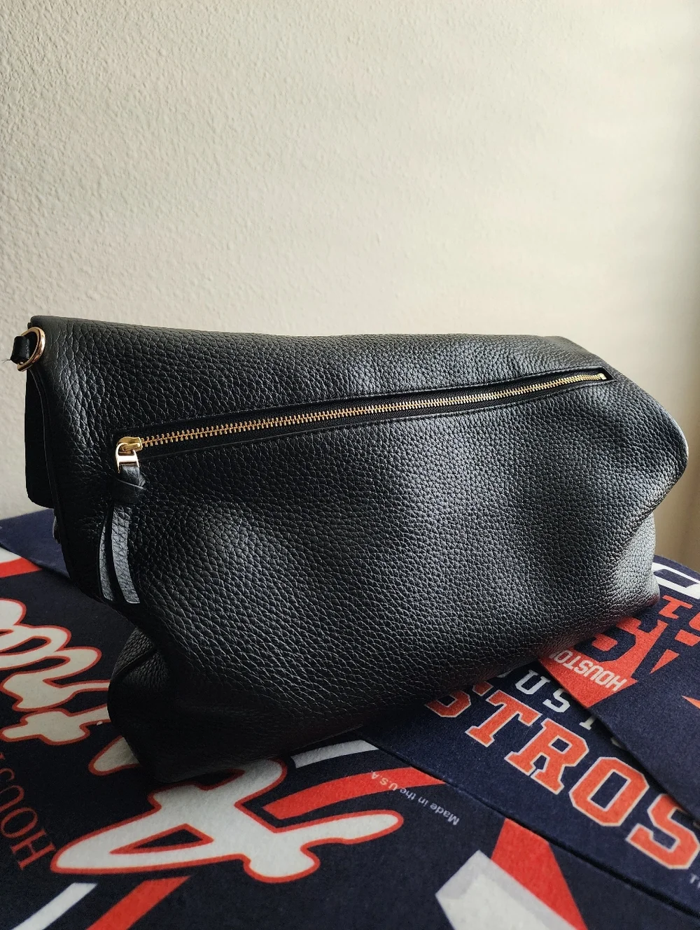 Black Leather Fold-Over Womens Bag with Matching Wallet Tory Burch